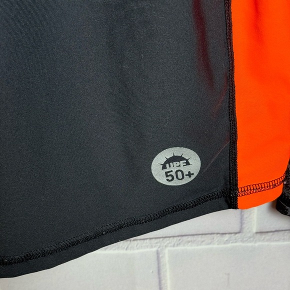 Speedo Men's Rash Guard swimwear/size L(tag180/100) - Picture 7 of 9